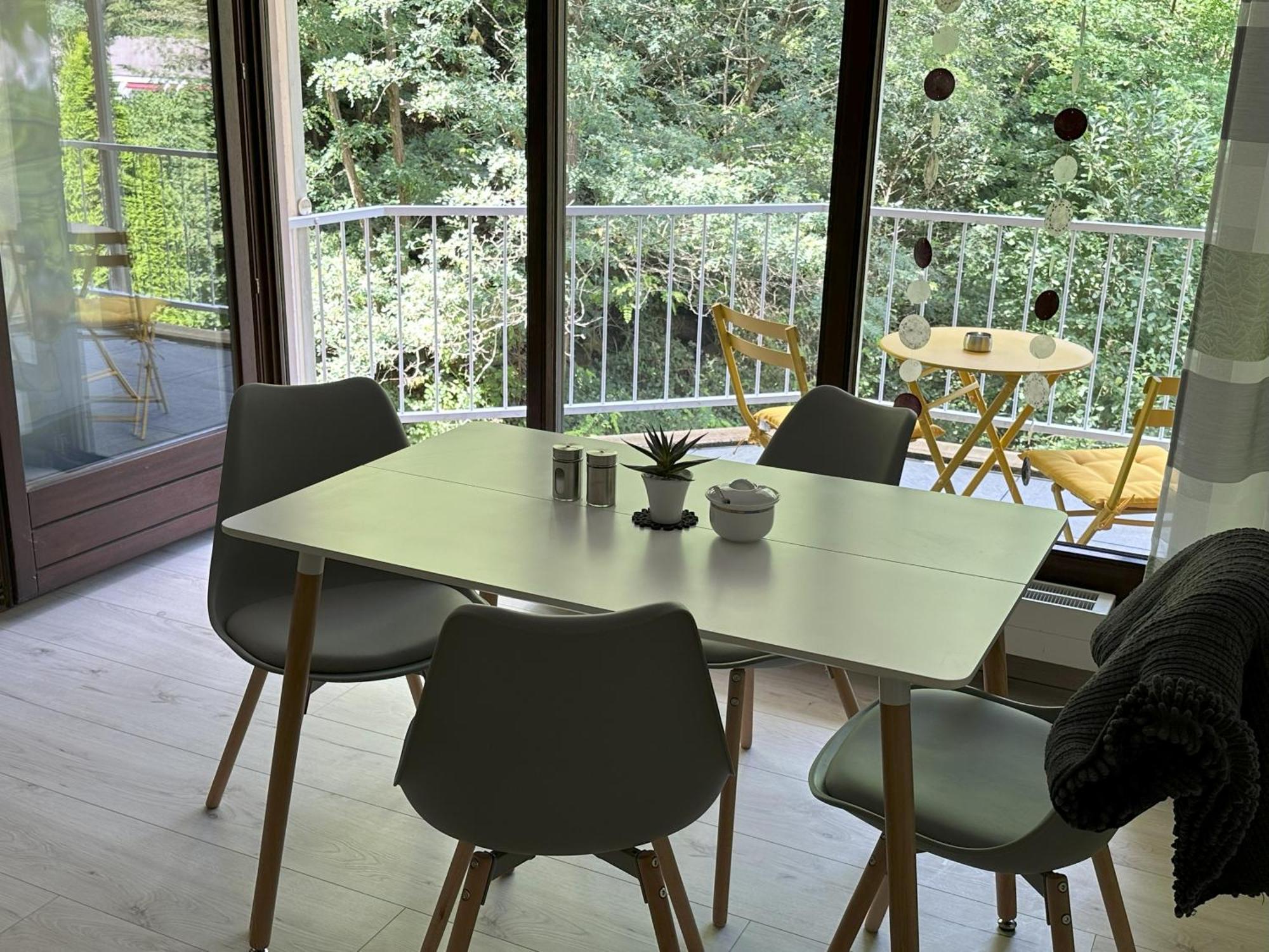 Ferienwohnung Buehler-Kurparkresidenz Bad Bergzabern Luaran gambar